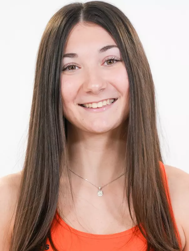 Megan Baggetta Headshot