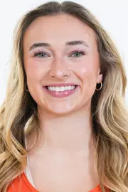 Samantha Cole Headshot