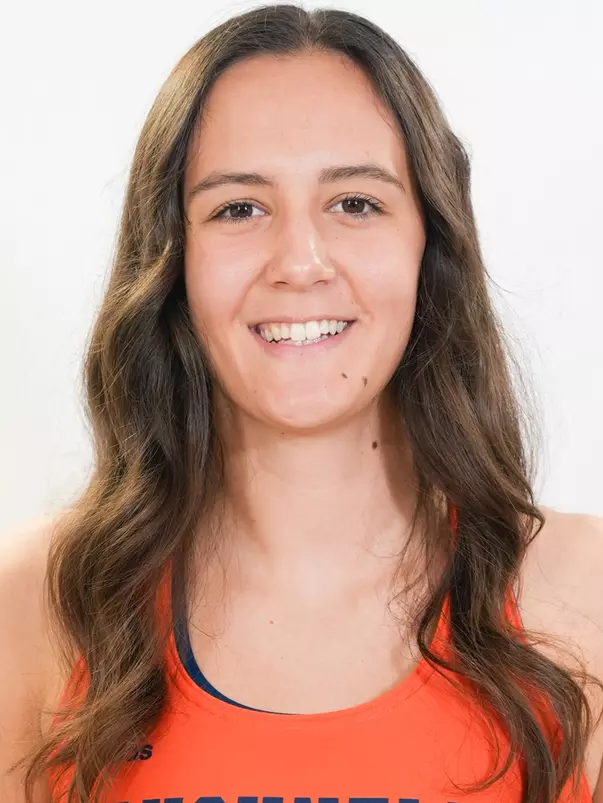 Madeline Lehker Headshot