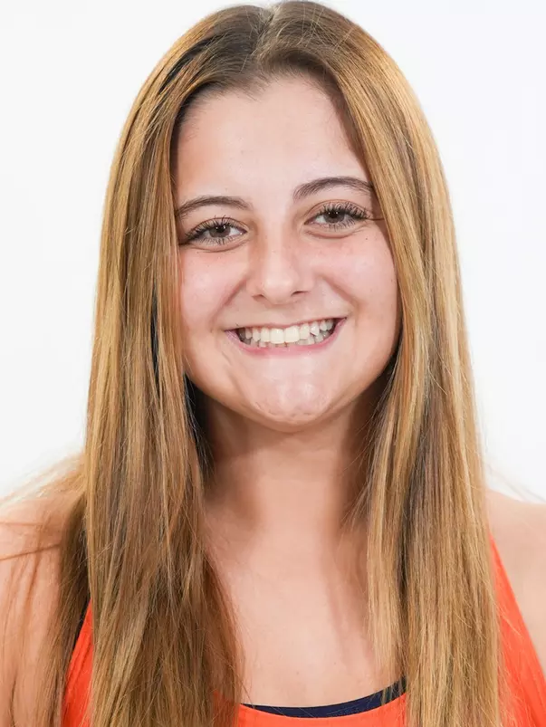 Brenna Paxton Headshot