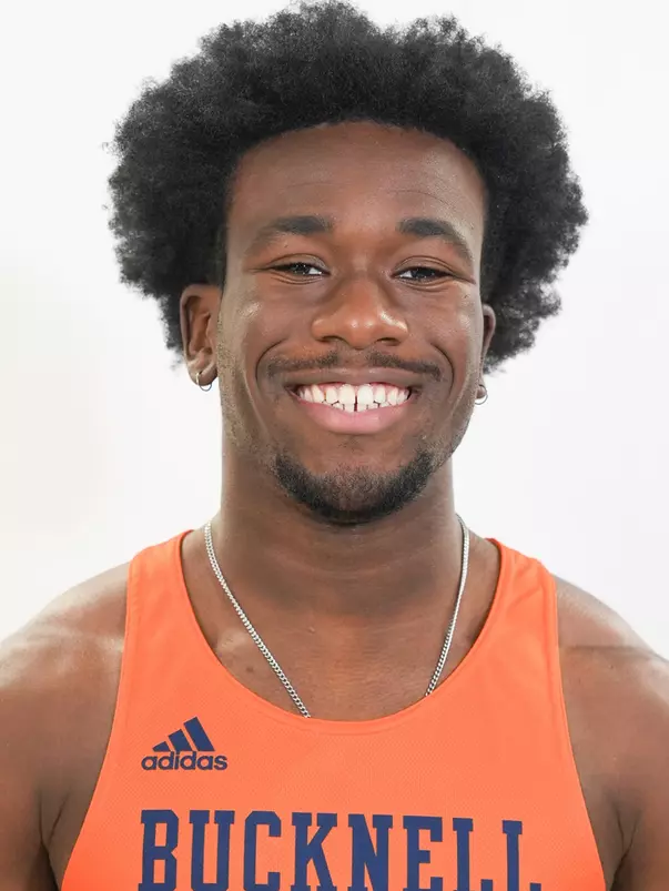 Momo Peters Headshot