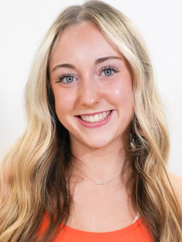 Ainsley Danilson Headshot