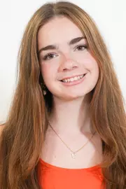 Alexandra Lea Headshot