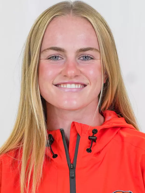 Meghan Rentner Headshot