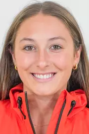 Lauren Trapani Headshot