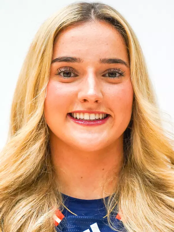 Sophia Sabino Headshot