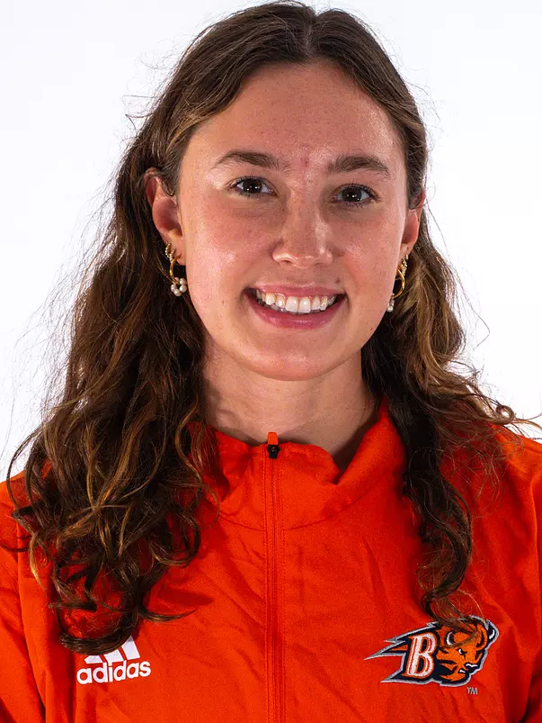 Hanna Bingley Headshot