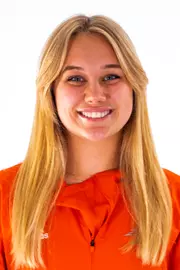 Sydney Dettmann Headshot