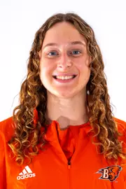 Clara Renner Headshot