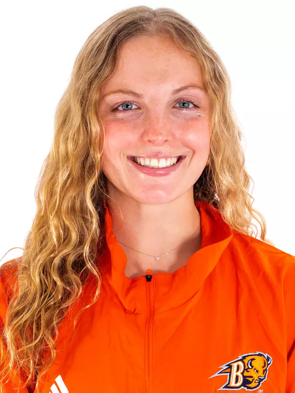 Ava Stallmeyer Headshot