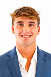 Riley Twiss Headshot