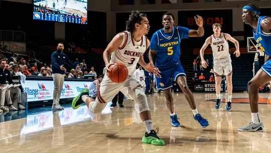 Image related to Men's Basketball Faces Pittsburgh in Monday-Night Affair