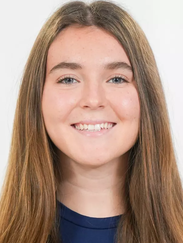 Ashley Hopper Headshot