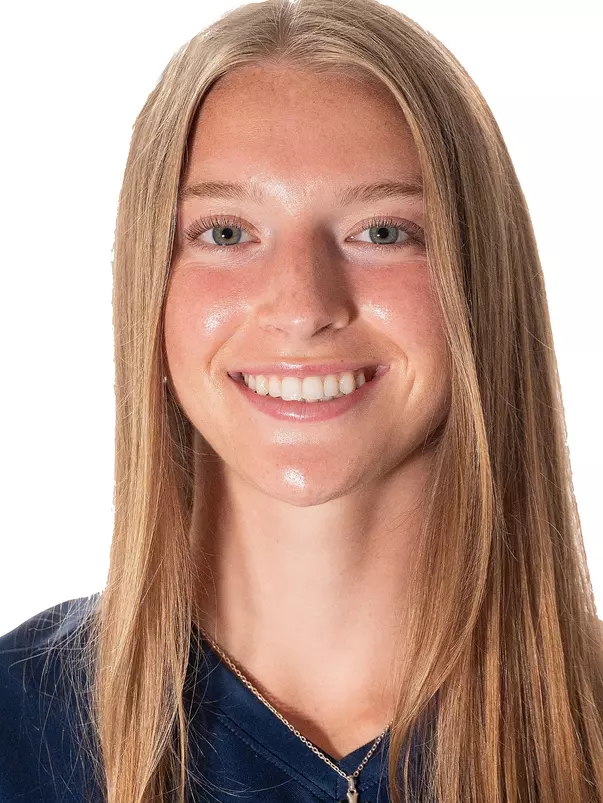 Lizzie Arthur Head Shot