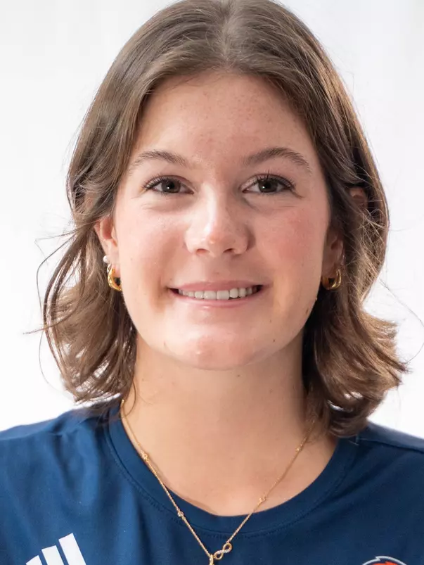 Avery Bryan Headshot