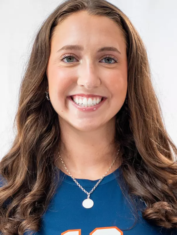 Caleigh O'Connell Headshot