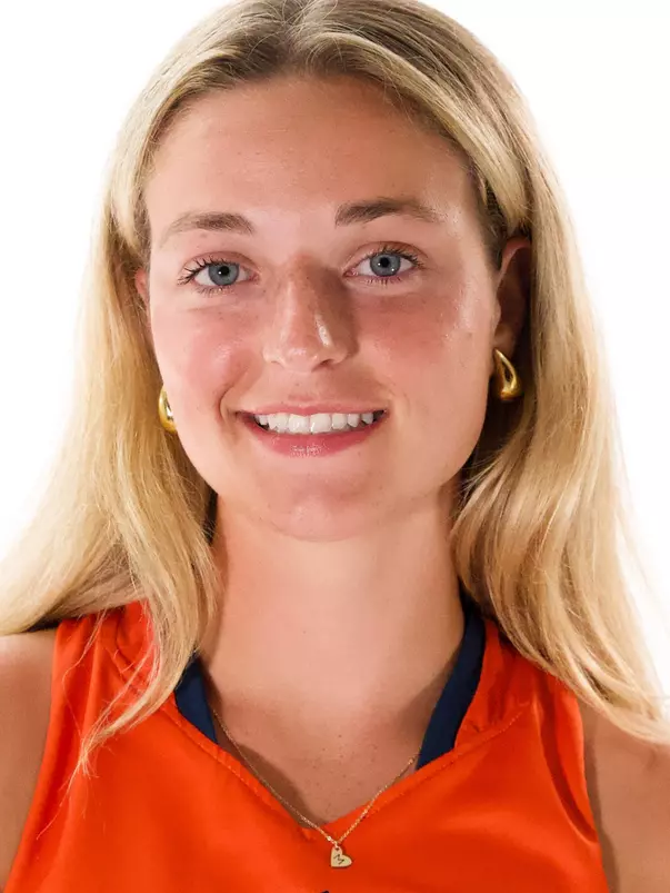 Mallory Clark Headshot