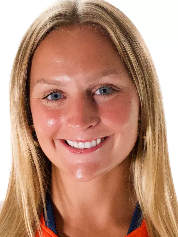 Ryane Fisahn Headshot