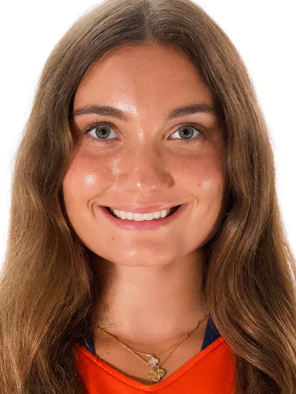 Sally Hunter Headshot