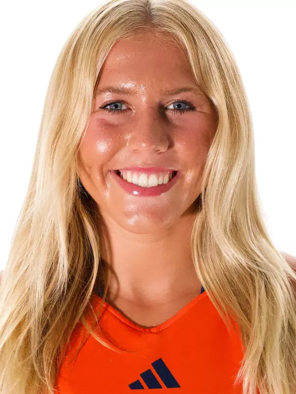 Lauren Sanford Headshot