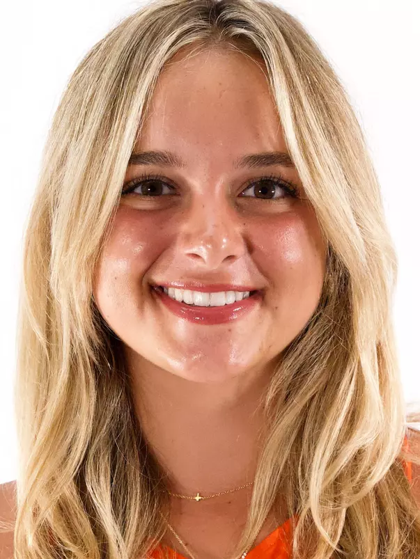 Alexandra Shizas Headshot