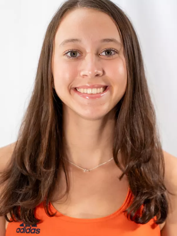 Cassidy Roop Headshot