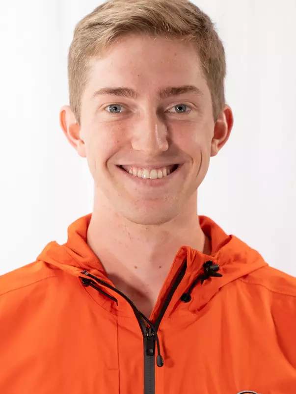 Mason Barlow Headshot