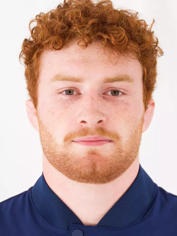 Riley Godek Headshot