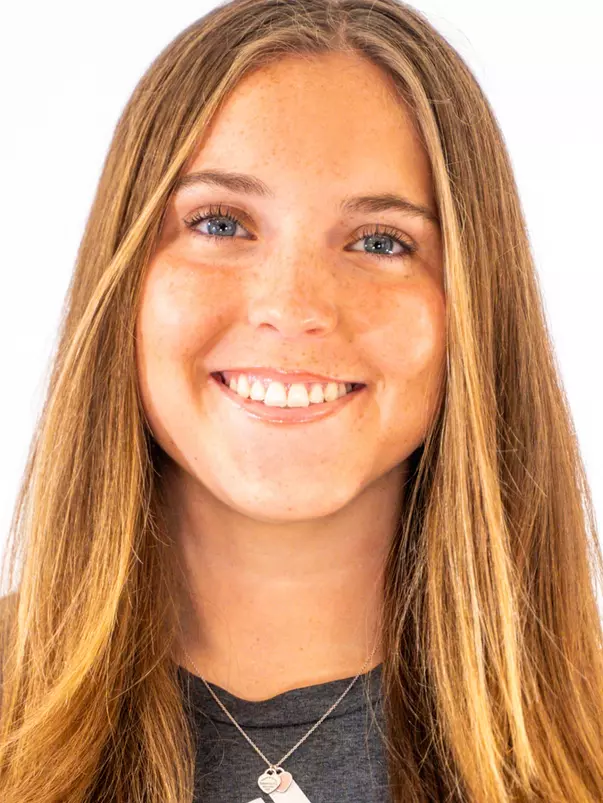 Olivia Hopper Headshot