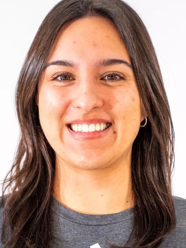 Gwen Kallmeyer Headshot