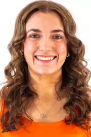 Raygan Lust Headshot