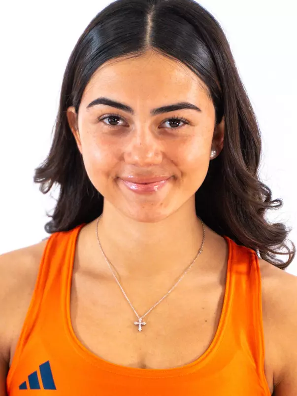 Gianna Piloto Headshot