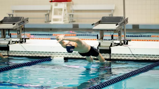 Men's Swimming