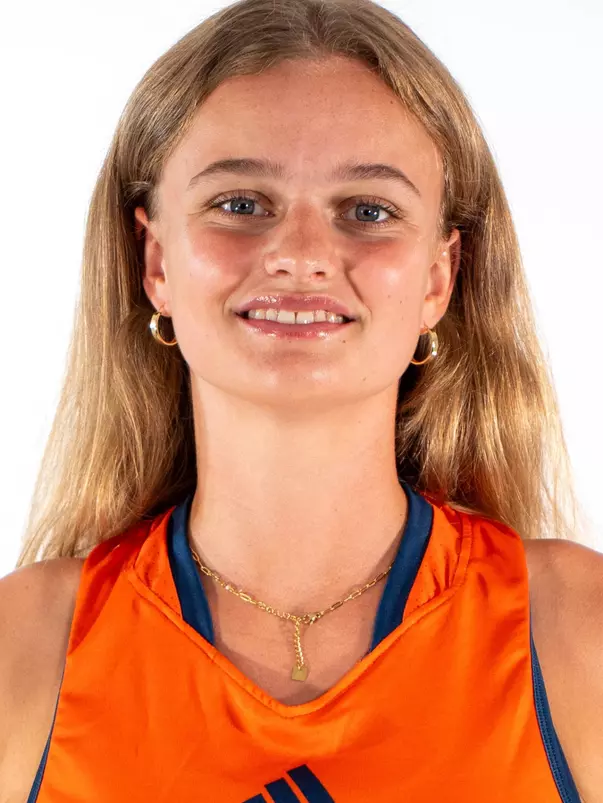 Franca Eigen Headshot