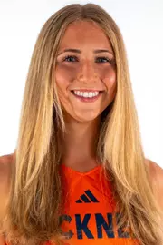 Alexis Schulz Headshot