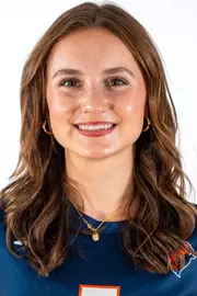 Isabella Charlton Headshot