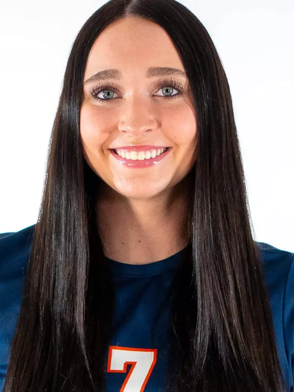 Lily Lufkin Headshot