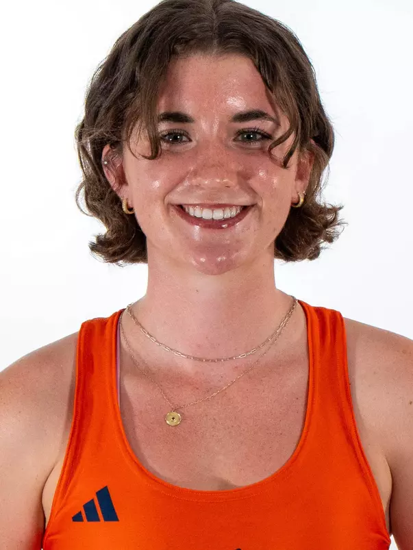 Caroline McCaffrey Headshot