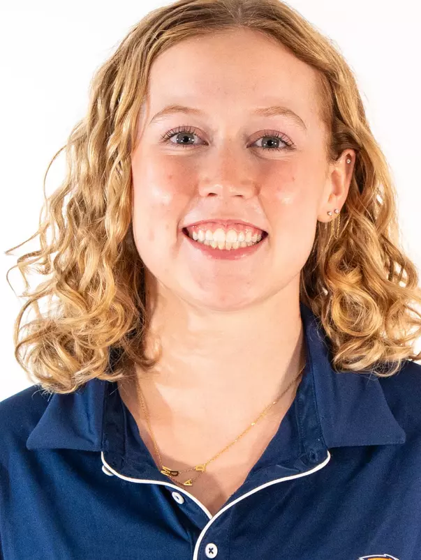 Maddie McGehn Head Shot