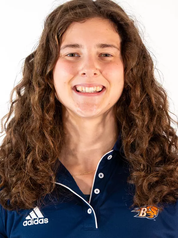 Hannah Ruohoniemi Head Shot