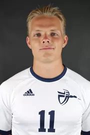 Niklas Haakenstad
