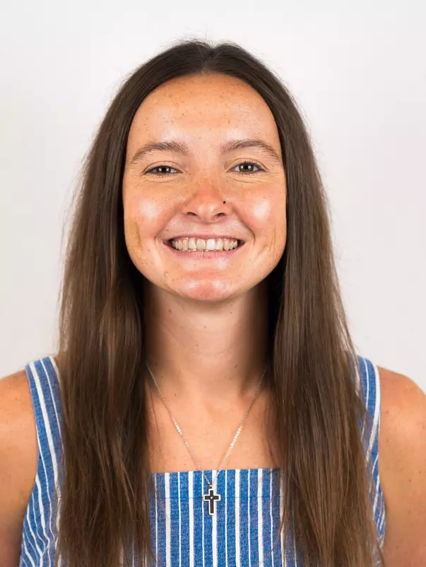 Josie Ryan Headshot