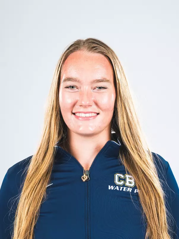 Charlotte Winters 2027 Headshot