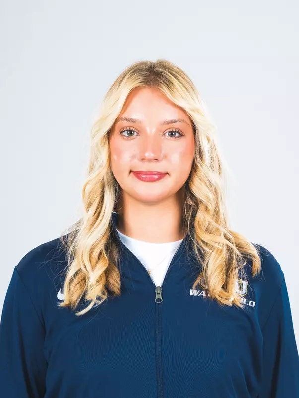 Zoe Romanov 2027 Headshot