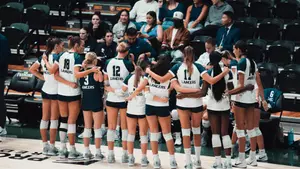 Team Huddle vs NAU