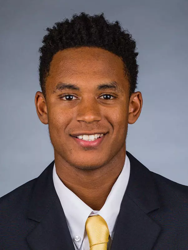 1516MBB---Davis-Roman-head-shot-3.jpg