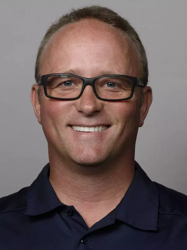 15WSOC_McGuire-Neil_mug60crop.jpg