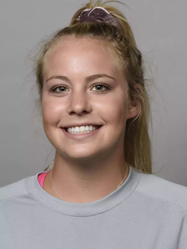 15WSOC_Burland-Staci_mug50crop.jpg