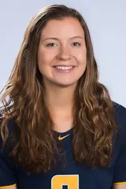 Hannah Stapp head shot