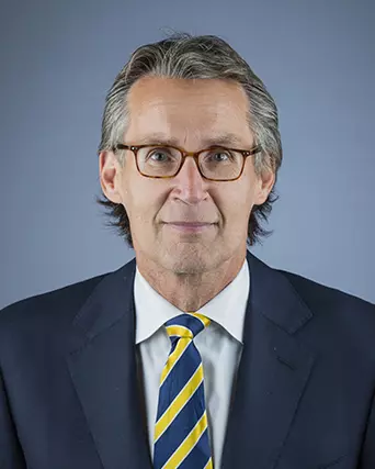 2016 Mark Tommerdahl Coat And Tie Head Shot